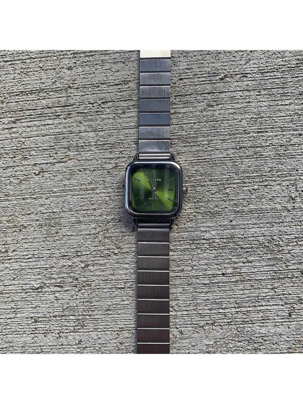 2000s Y2k style silver square watch. Classy sporty style watch. Stainless